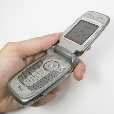 motorola_v360_3669d.jpg